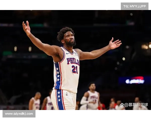 恩比德频繁迟到对球队战绩和氛围的负面影响分析